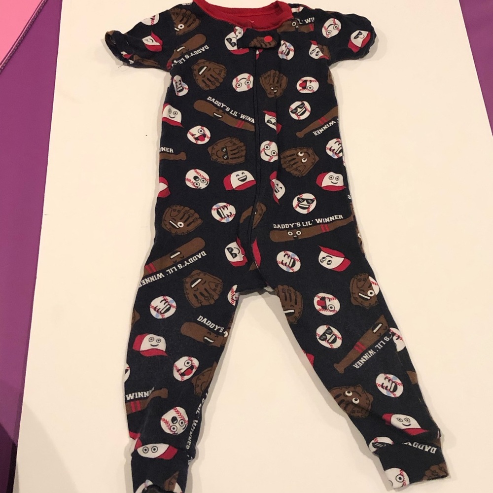 !❤️ 3/$18 ❤️ Children’s Place baseball pajamas